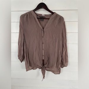 4/25 Brownish Antilia Femme Button Down Blouse